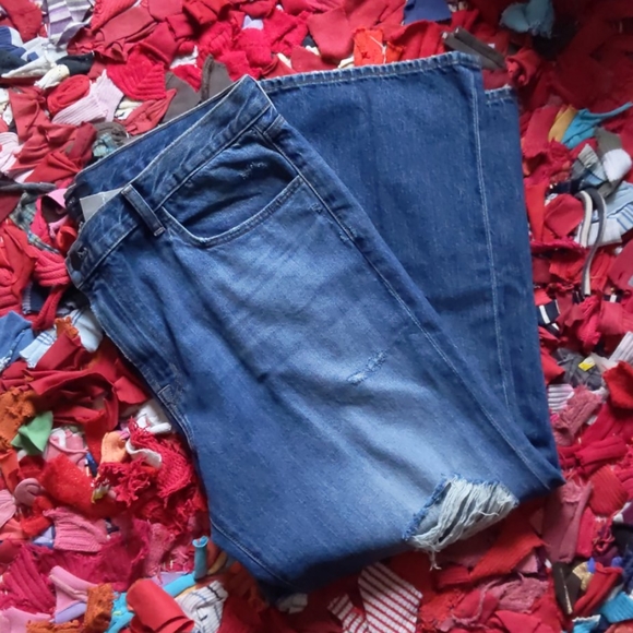 J Brand Aubrie Jeans - Picture 13 of 13